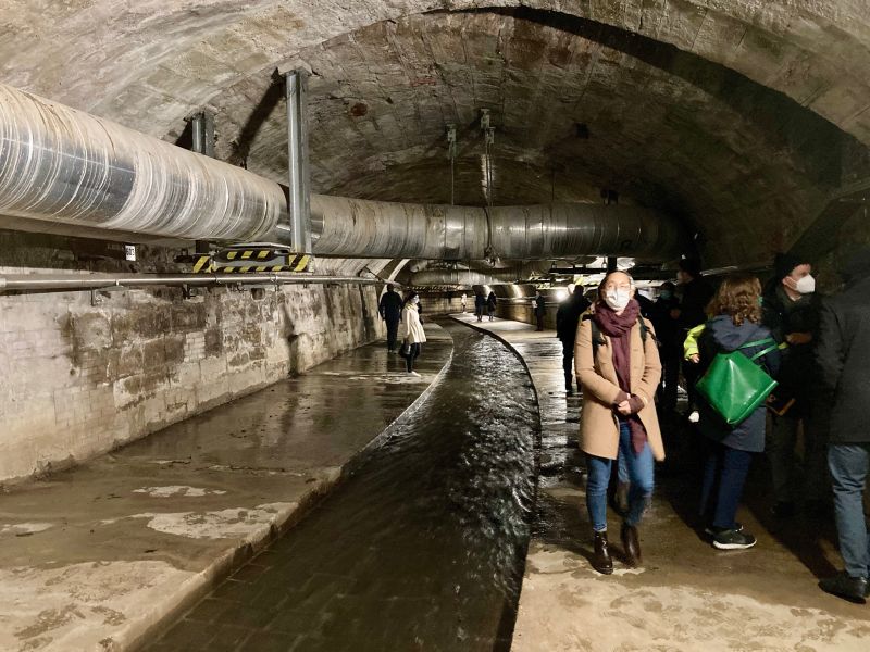 adh₂oC Marktplatz: Bild des Birsigtunnels anlässlich einer Begehung vor Ort