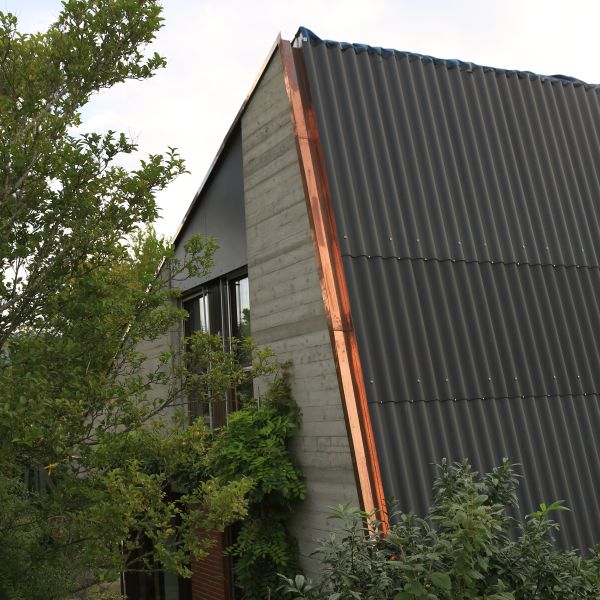 Detail der Giebelfassade nach der Renovation